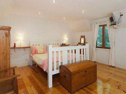 Aldgate Creek Cottage Bed And Breakfast - Accommodation Gold Coast 4