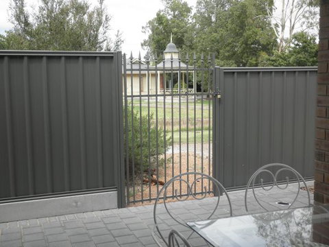 C&C's Bed And Breakfast - Accommodation Gold Coast 10