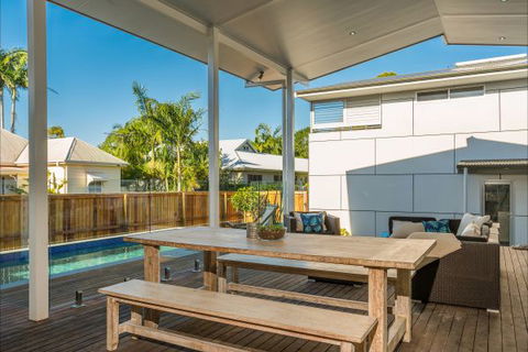 Aditi - Accommodation Gold Coast 3