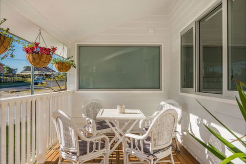 Aditi - Accommodation Gold Coast 5