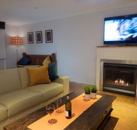 Alice's Palace Ocean Grove - Accommodation Gold Coast