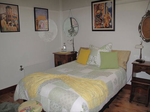 B&B Wodonga - Art Deco Accommodation - Accommodation Gold Coast 3