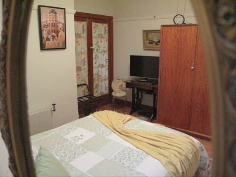 B&B Wodonga - Art Deco Accommodation - Accommodation Gold Coast 4