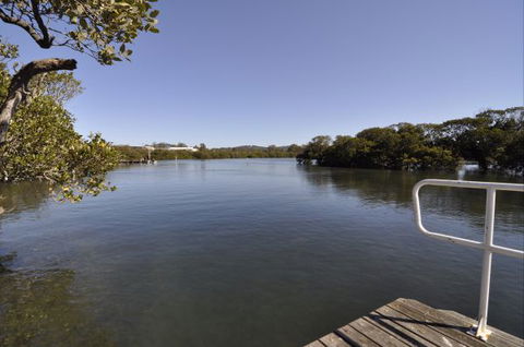 Bluedock Apartments - Accommodation Gold Coast 2