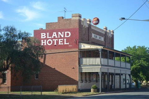 Bland Hotel - Accommodation Gold Coast 0