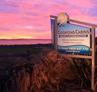 Coorong Cabins - Gold Coast 4U