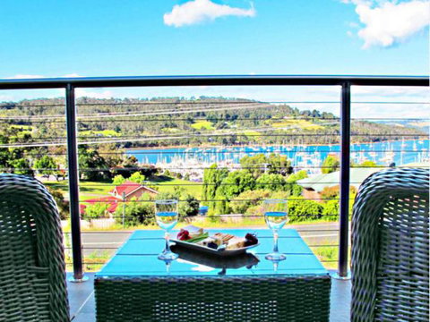 Cove Kettering - The - Accommodation Gold Coast 3