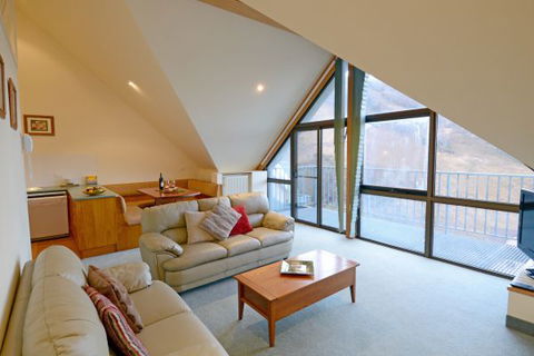 Falls Creek Country Club - Accommodation Gold Coast 4