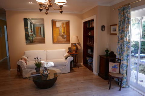 Fernhill Chestnut Farm - Gold Coast 4U 4