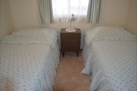 Hillview - Accommodation Gold Coast 4