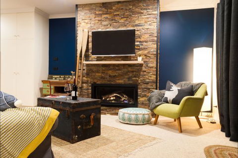 House On Higgs Lane - Accommodation Gold Coast 0