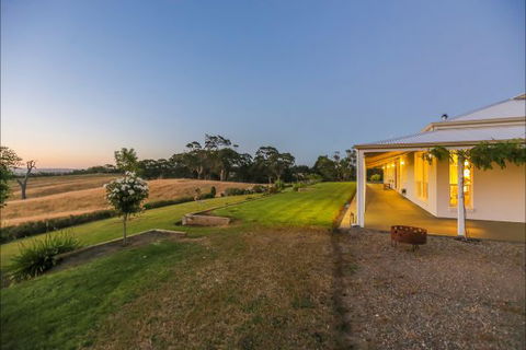 Jura House - Accommodation Gold Coast 0