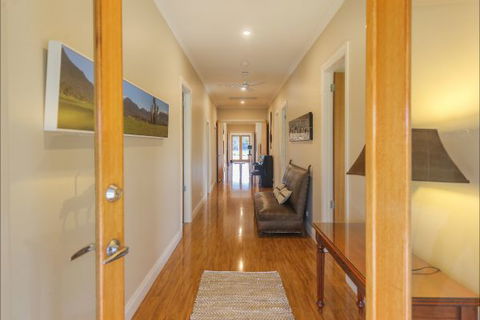 Jura House - Accommodation Gold Coast 1