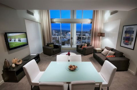 La Loft Apartments - Accommodation Gold Coast 1