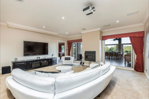La Bella Vita - Accommodation Gold Coast 2