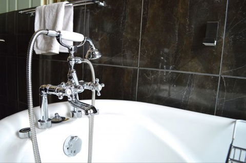 Little River Bed And Breakfast - Accommodation Gold Coast 2