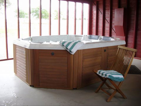 Lochinver Farm Homestead And Cottages - Accommodation Gold Coast 8