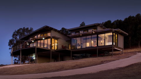 McLaren Eye - Accommodation Gold Coast 0