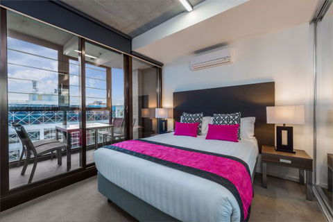 Mantra St Kilda Road - Accommodation Gold Coast 5