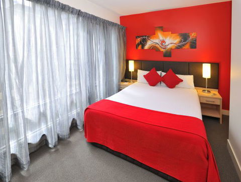 Metro Apartments On Bank Place - Accommodation Gold Coast 1