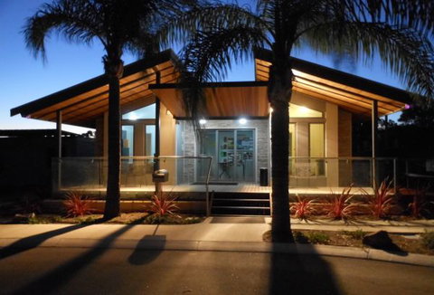 Midland Tourist Park - Accommodation Gold Coast 0