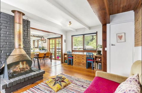Ocean Groovers Getaway - Accommodation Gold Coast 0