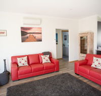 RED FIN part of BLUE FIN HOLIDAY HOMES - Accommodation Gold Coast