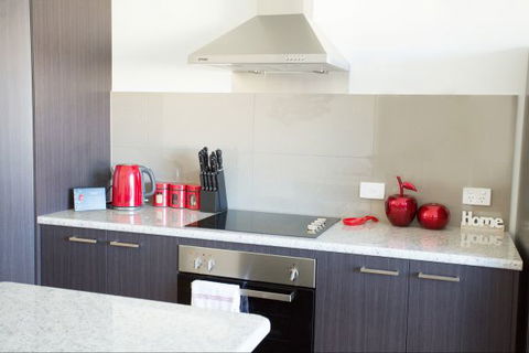 RED FIN Part Of BLUE FIN HOLIDAY HOMES - Accommodation Gold Coast 9