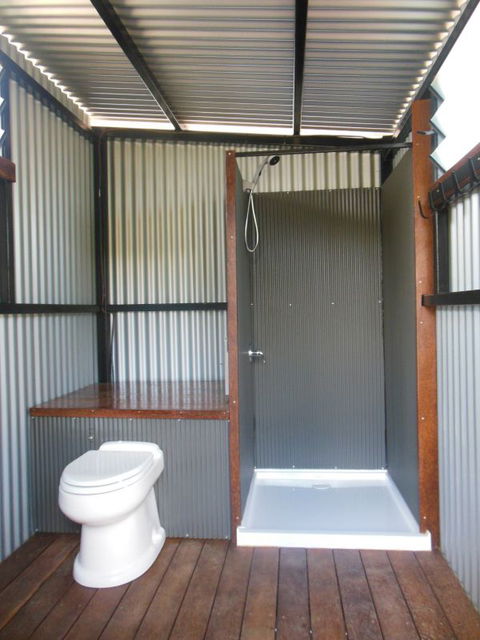 Rocky Point Retreat - Accommodation Gold Coast 5