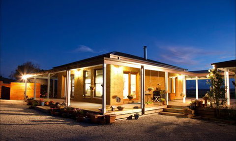 Sanctuary@Waratah - Accommodation Gold Coast 0