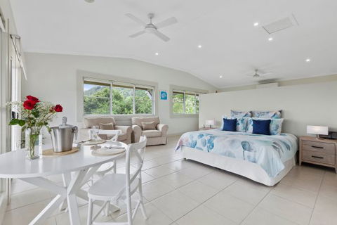 The Country House At Hunchy Luxury Bed And Breakfast Accommodation - Gold Coast 4U 4