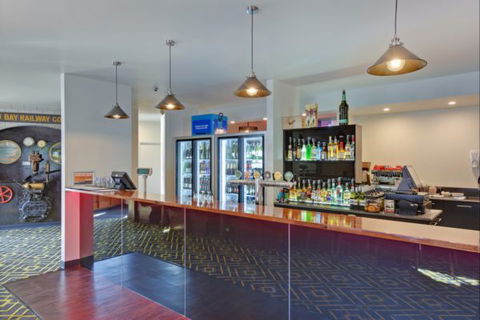 TownHouse Hotel Burnie - Accommodation Gold Coast 1