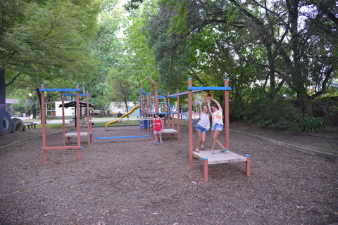 Ardern's Caravan Park Myrtleford - Accommodation Gold Coast 4