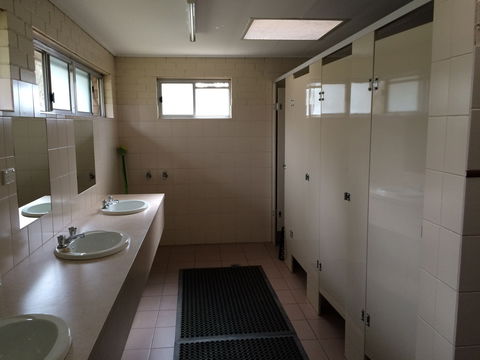 Ardern's Caravan Park Myrtleford - Accommodation Gold Coast 5