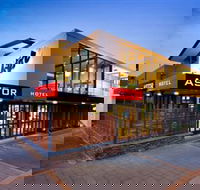 Astor Hotel and Astor Suites - Accommodation Gold Coast