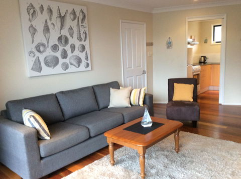 Avalon Seashells - Accommodation Gold Coast 1