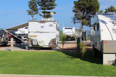 Ceduna Foreshore Caravan Park - Gold Coast 4U 2