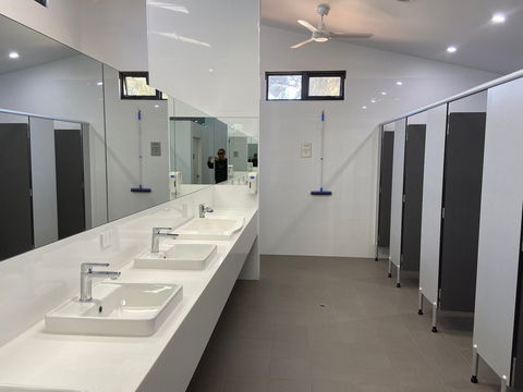 Ceduna Foreshore Caravan Park - Gold Coast 4U 5