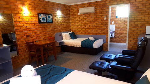 Centrepoint Motel - Accommodation Gold Coast 4