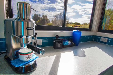 Coorong Cabins - Wren Cabin - Accommodation Gold Coast 3