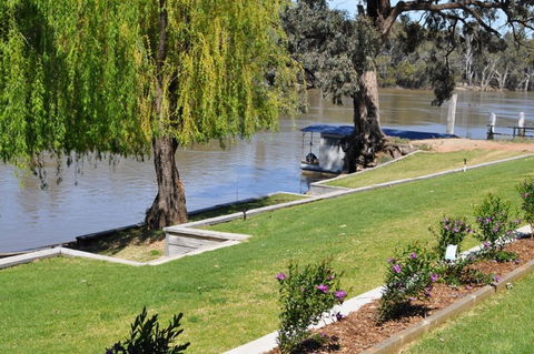 Euston Riverfront Caravan Park And Cafe - Accommodation Gold Coast 3
