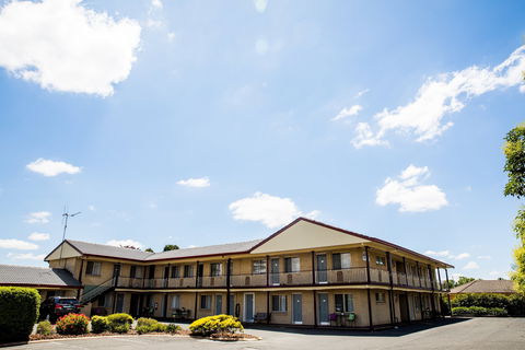 Lilac City Motor Inn And Steakhouse - Accommodation Gold Coast 0