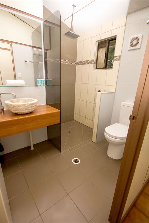 Montes Reef Resort - Accommodation Gold Coast 7
