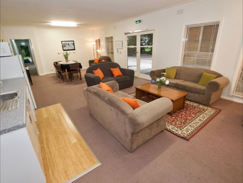 Mountain View Holiday Retreat - Accommodation Gold Coast 2