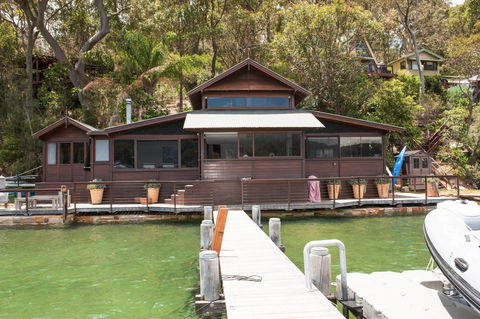 Scotland Island Retreat - Accommodation Gold Coast 6