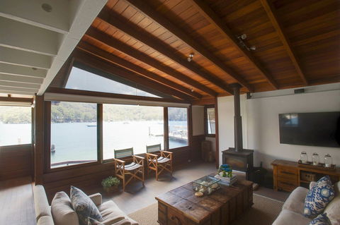 Scotland Island Retreat - Accommodation Gold Coast 7