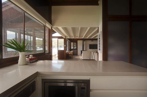 Scotland Island Retreat - Accommodation Gold Coast 8