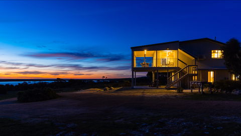 Southern Ocean Lookout - Accommodation Gold Coast 0