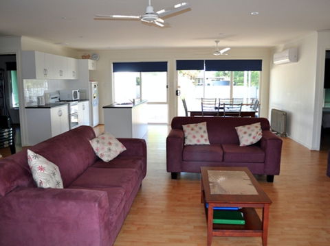 The Dwicke - Accommodation Gold Coast 2