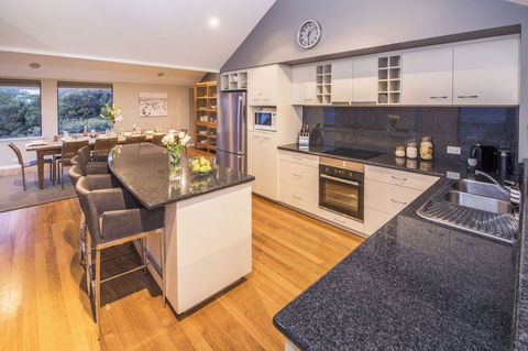 Top Of The Hill - Gold Coast 4U 5